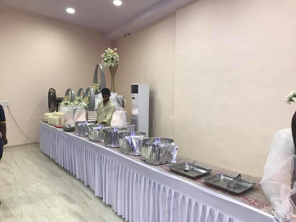 Royale Inn Vapi Buitenkant foto