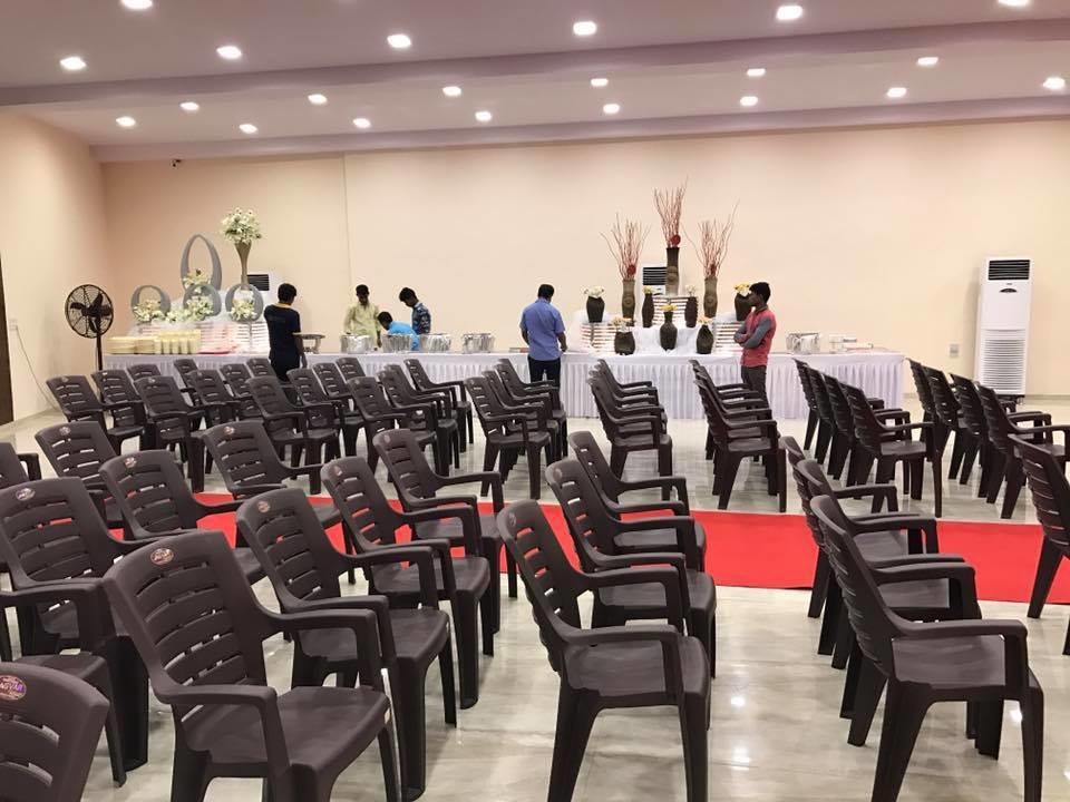 Royale Inn Vapi Buitenkant foto