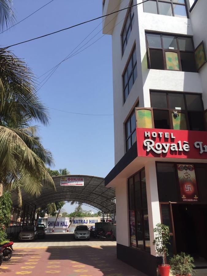 Royale Inn Vapi Buitenkant foto